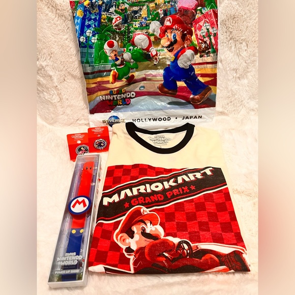 Authentic NWT universal studios Hollywood Super Nintendo world bundle - Picture 1 of 9